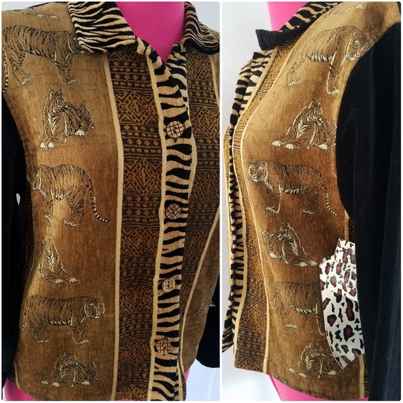 NWT TanTrums sz S Tiger Themed Velvet Top - Picture 3 of 4